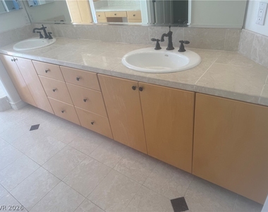 3163 Lido Isle Court - Photo Thumbnail 37