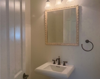 3163 Lido Isle Court - Photo Thumbnail 26