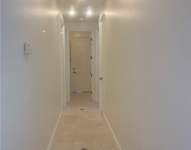 3163 Lido Isle Court - Photo Thumbnail 25