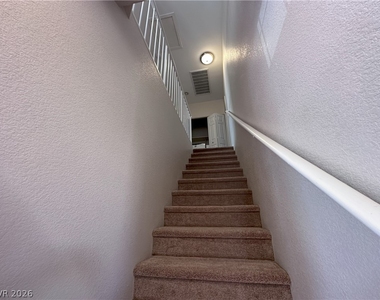 2268 Ramsgate Drive - Photo Thumbnail 18