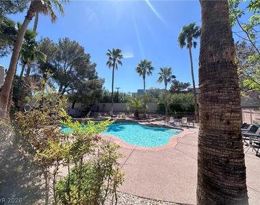 2268 Ramsgate Drive - Photo Thumbnail 41