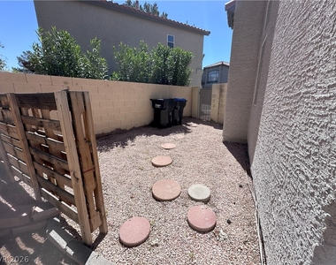 2268 Ramsgate Drive - Photo Thumbnail 5