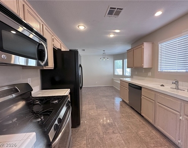 2268 Ramsgate Drive - Photo Thumbnail 12
