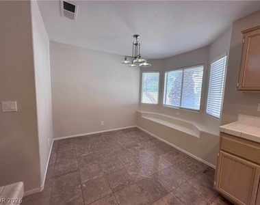 2268 Ramsgate Drive - Photo Thumbnail 14