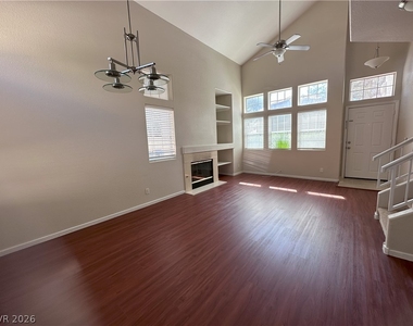 2268 Ramsgate Drive - Photo Thumbnail 2