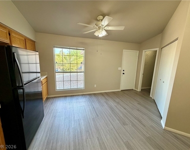 381 Verbena Avenue - Photo Thumbnail 7