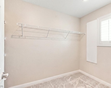 11513 Cedar Shore Avenue - Photo Thumbnail 15