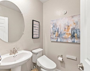 11513 Cedar Shore Avenue - Photo Thumbnail 9