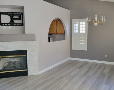 1147 Light Sky Avenue - Photo Thumbnail 2