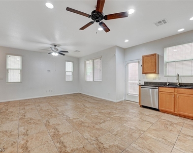 3819 Total Eclipse Street - Photo Thumbnail 7