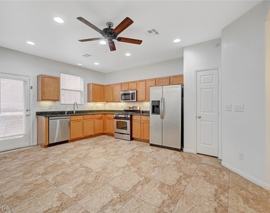 3819 Total Eclipse Street - Photo Thumbnail 6