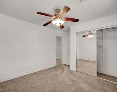 6820 Rolling Boulder Street - Photo Thumbnail 8