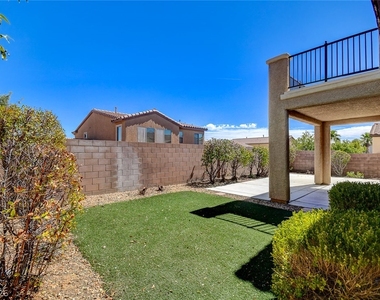 6820 Rolling Boulder Street - Photo Thumbnail 12