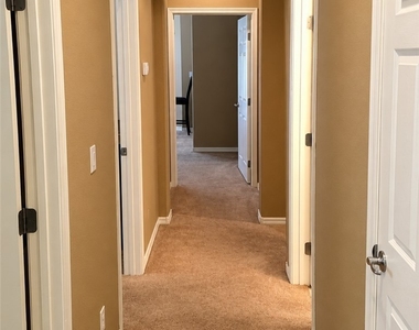 5721 E Ailanto Avenue - Photo Thumbnail 10