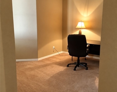 5721 E Ailanto Avenue - Photo Thumbnail 5