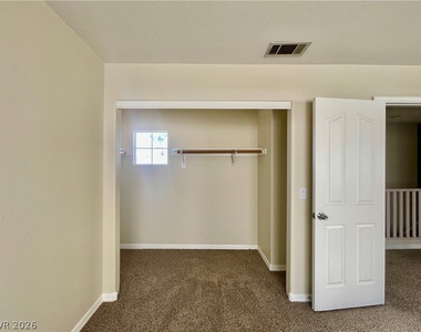 4748 Hamburg Street - Photo Thumbnail 7