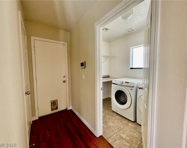 4748 Hamburg Street - Photo Thumbnail 33