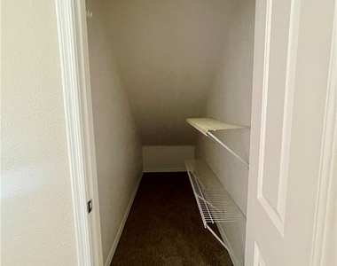 4748 Hamburg Street - Photo Thumbnail 30