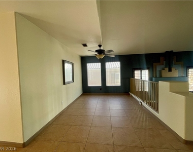 4748 Hamburg Street - Photo Thumbnail 43