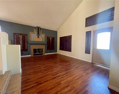 4748 Hamburg Street - Photo Thumbnail 47