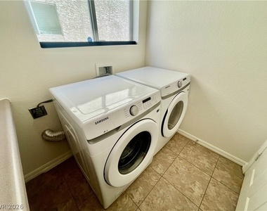 4748 Hamburg Street - Photo Thumbnail 31
