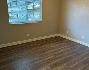 3502 Rio Robles Drive - Photo Thumbnail 4