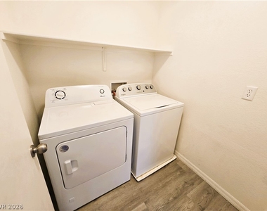 9473 W Diablo Drive - Photo Thumbnail 26