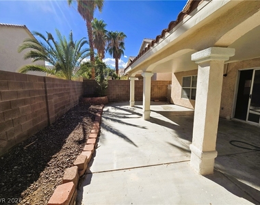 9473 W Diablo Drive - Photo Thumbnail 5