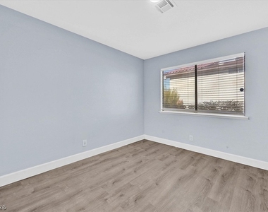 3864 Alice Lane - Photo Thumbnail 12