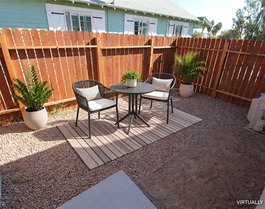 218 S 11th Street - Photo Thumbnail 4