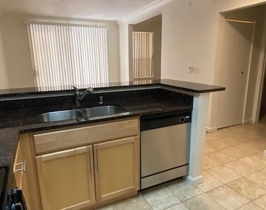 210 E Flamingo Road - Photo Thumbnail 3