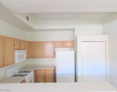 700 Carnegie Street - Photo Thumbnail 5