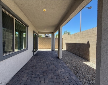 11836 Black Canary Avenue - Photo Thumbnail 39