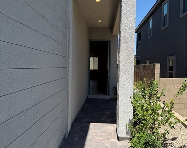 11836 Black Canary Avenue - Photo Thumbnail 1