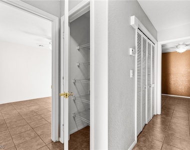 6812 Elm Creek Drive - Photo Thumbnail 6
