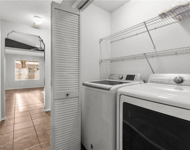 6812 Elm Creek Drive - Photo Thumbnail 9