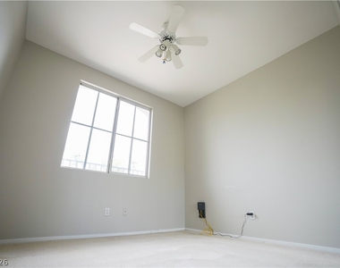 2236 Le Conte Avenue - Photo Thumbnail 18