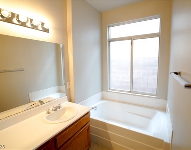 2236 Le Conte Avenue - Photo Thumbnail 13