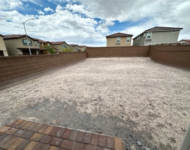 7003 Wildhorse Creek Street - Photo Thumbnail 38