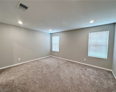 7003 Wildhorse Creek Street - Photo Thumbnail 31