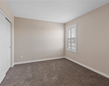 1121 Copper Grass Street - Photo Thumbnail 30