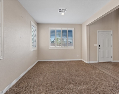 1121 Copper Grass Street - Photo Thumbnail 9