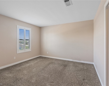 1121 Copper Grass Street - Photo Thumbnail 24