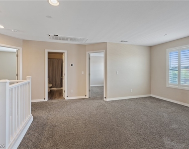1121 Copper Grass Street - Photo Thumbnail 20