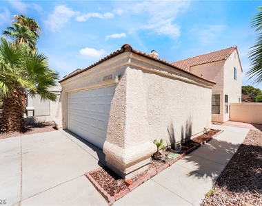 3645 Veneer Lane - Photo Thumbnail 2