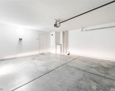 3645 Veneer Lane - Photo Thumbnail 35