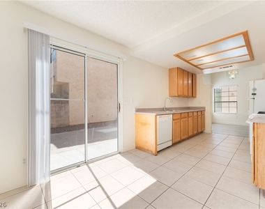 3645 Veneer Lane - Photo Thumbnail 22
