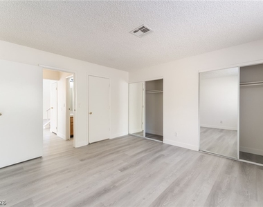 3645 Veneer Lane - Photo Thumbnail 26