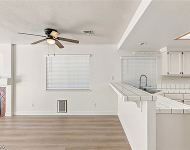 9337 Mist Flower Circle - Photo Thumbnail 9