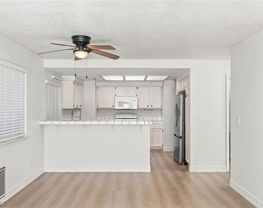 9337 Mist Flower Circle - Photo Thumbnail 12